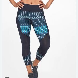 Athleta timeless contender geometric mesh capris